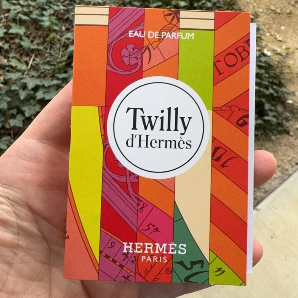 Hermes Twilly d'Hermes Eau de Parfum EDP Sample Spray .06oz, 2ml New in Card
